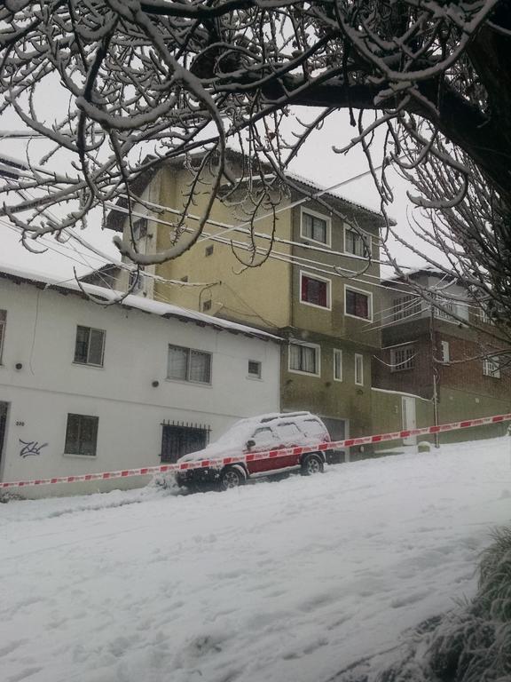 Hospedaje Lo De Max Bariloche Zewnętrze zdjęcie